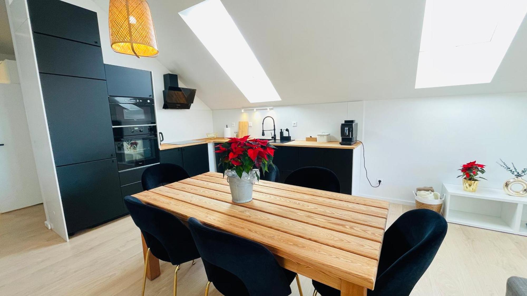 House Flow, 3 Room, Free 2 Parking Братислава Екстер'єр фото