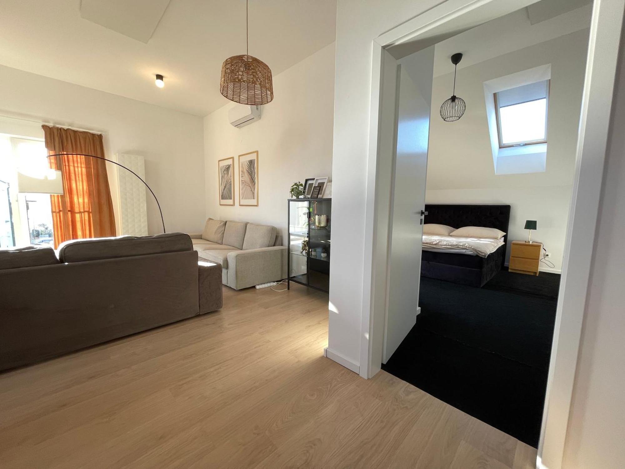 House Flow, 3 Room, Free 2 Parking Братислава Екстер'єр фото